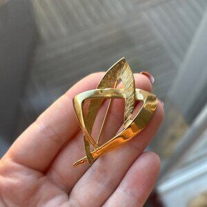 Vintage Coro Signed Gold-tone Triangular Brooch Art Deco Style